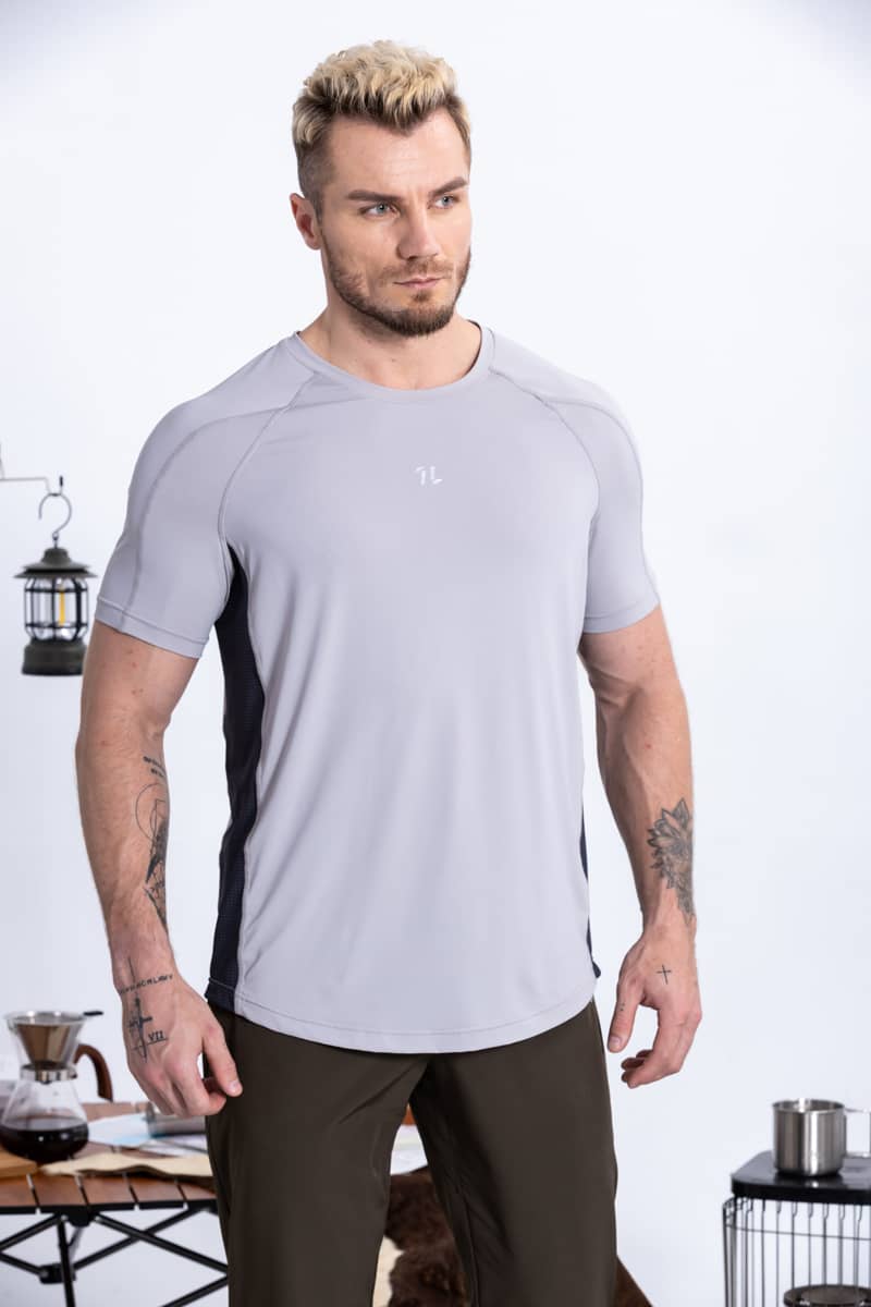 ACTIVE-PRO™ 立體肩線透涼短袖