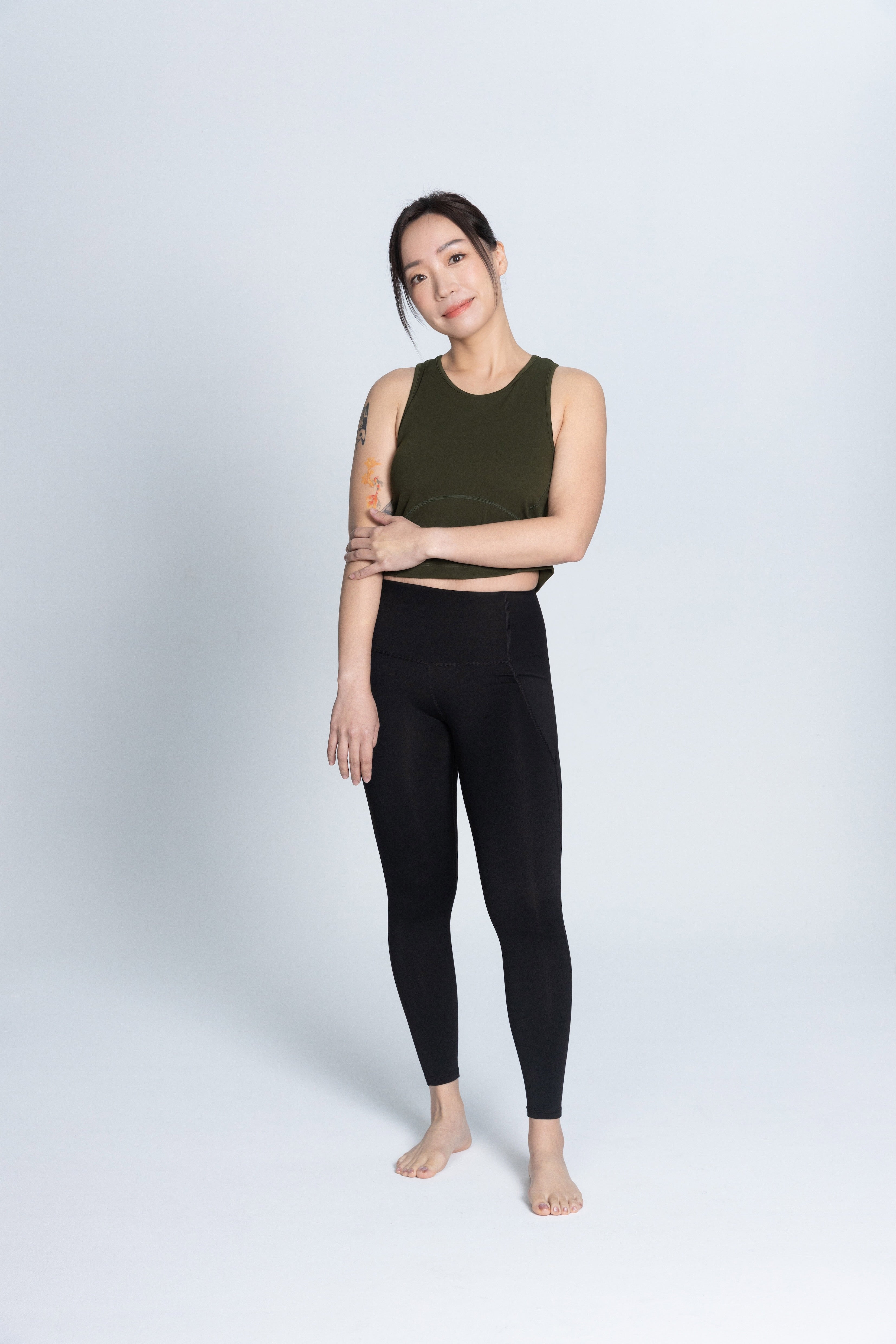 【雙12】削肩顯瘦長版Bra Top + 高腰提臀Leggings-午夜黑