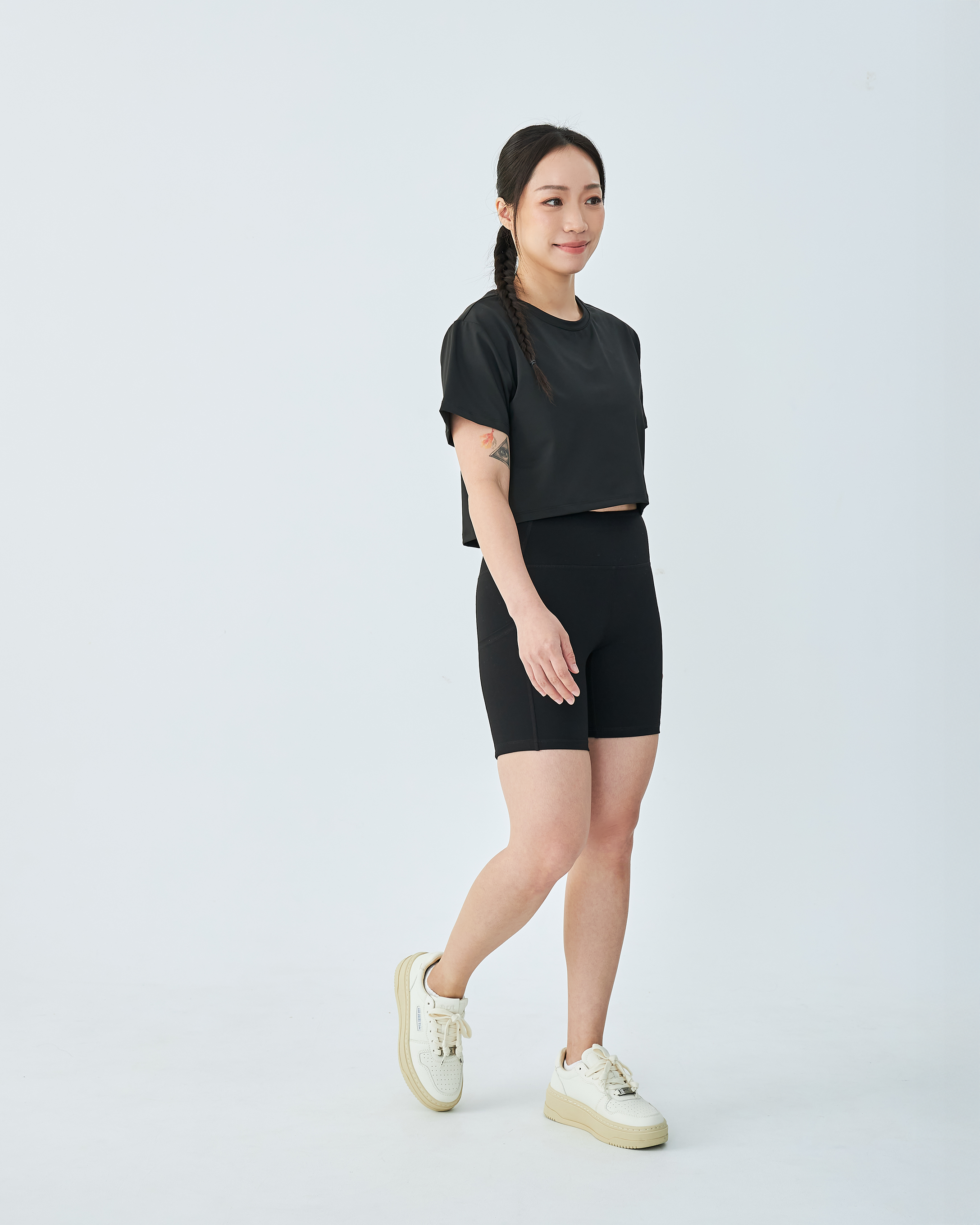 Flex+™ 女版寬鬆短版短袖