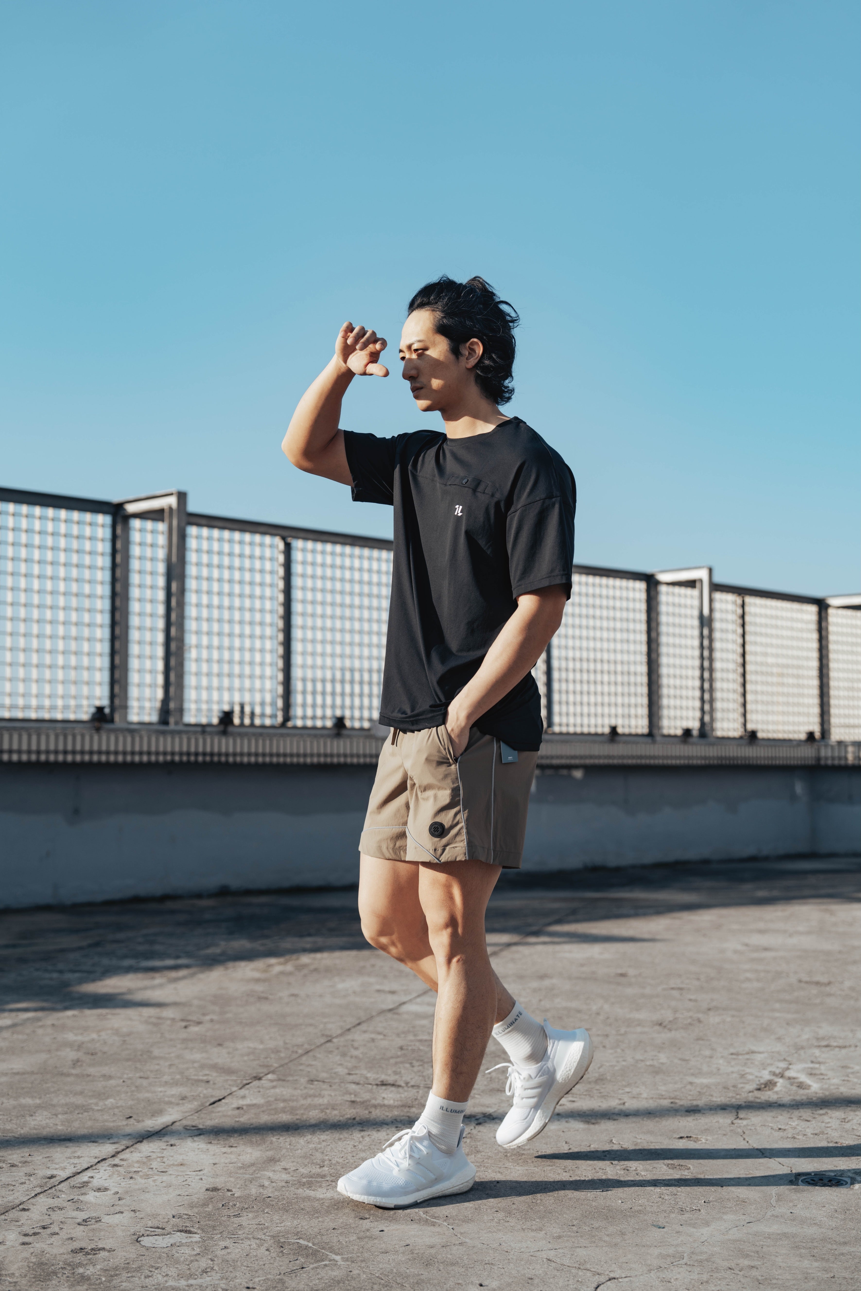 Flex™ Oversized輕盈圓領短袖