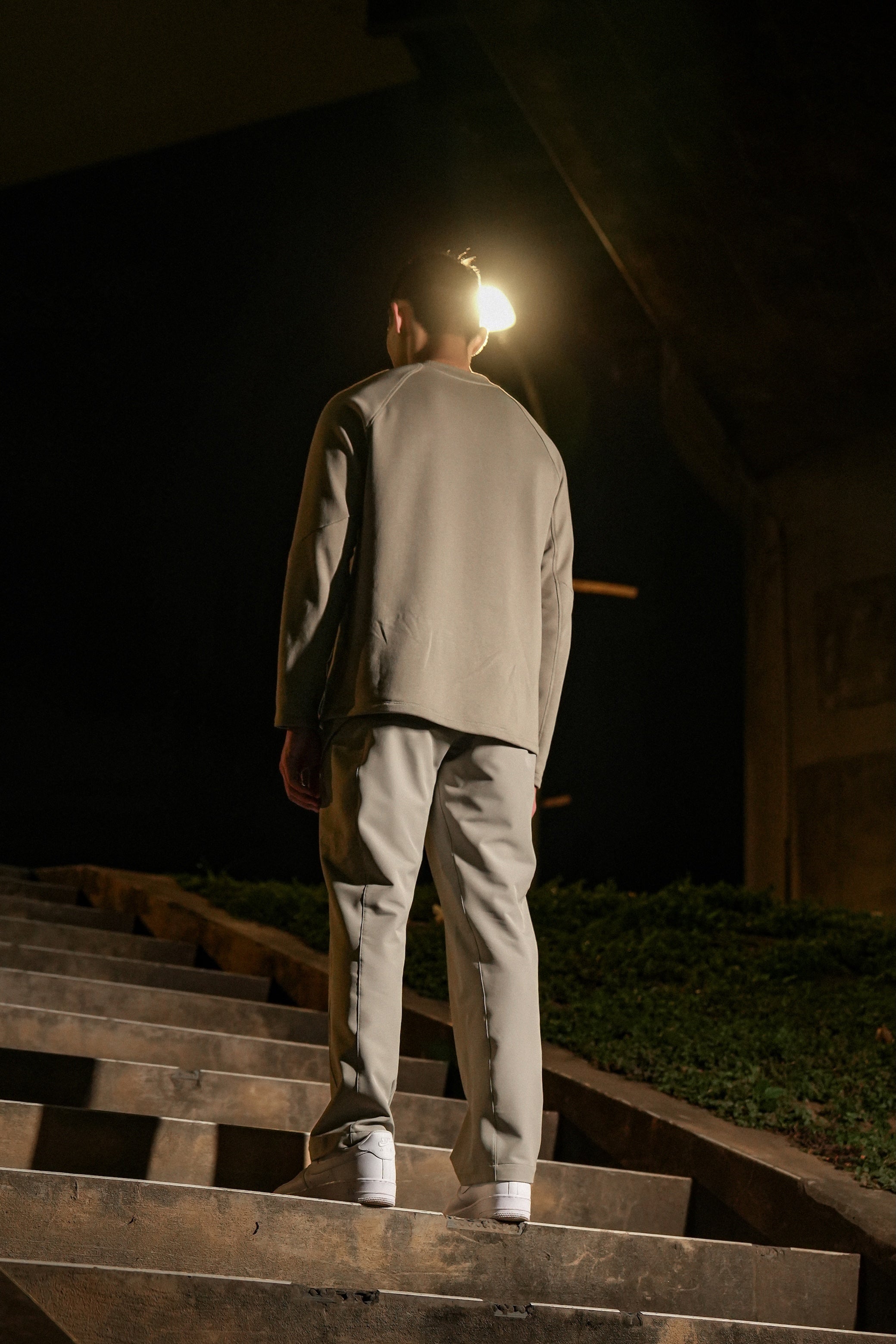 Microhole® 拉格蘭長袖運動服