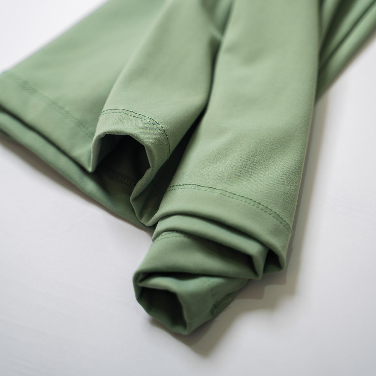 SPANDEX+™ 合身短袖上衣 - 酪梨綠